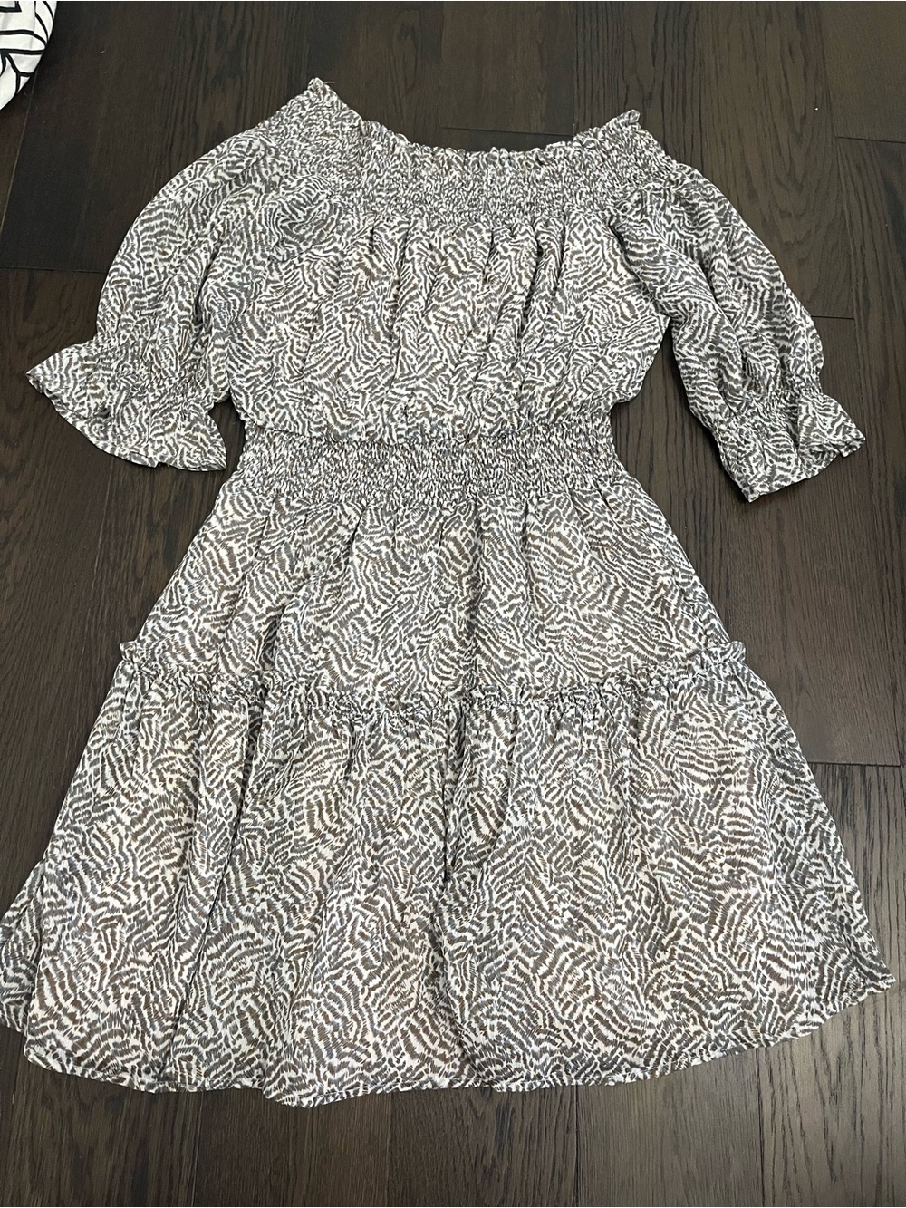 Smocked Off-Shoulder Print Women’s Dress in Grey